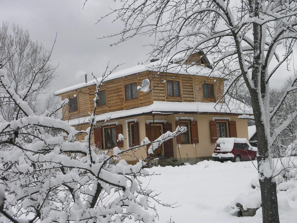 Hotel Arnika Tatariw Exterior foto